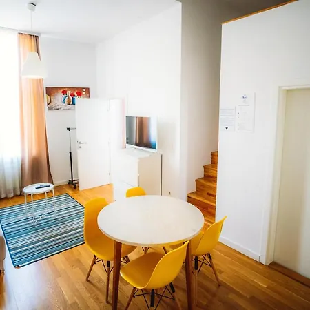 Dta Hebrangova Apartment Zagreb Exterior photo