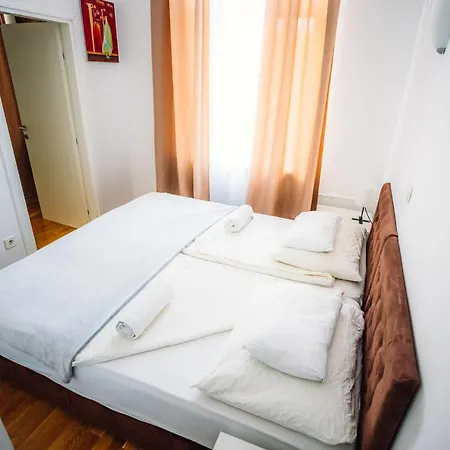 Dta Hebrangova Apartment Zagreb Exterior photo