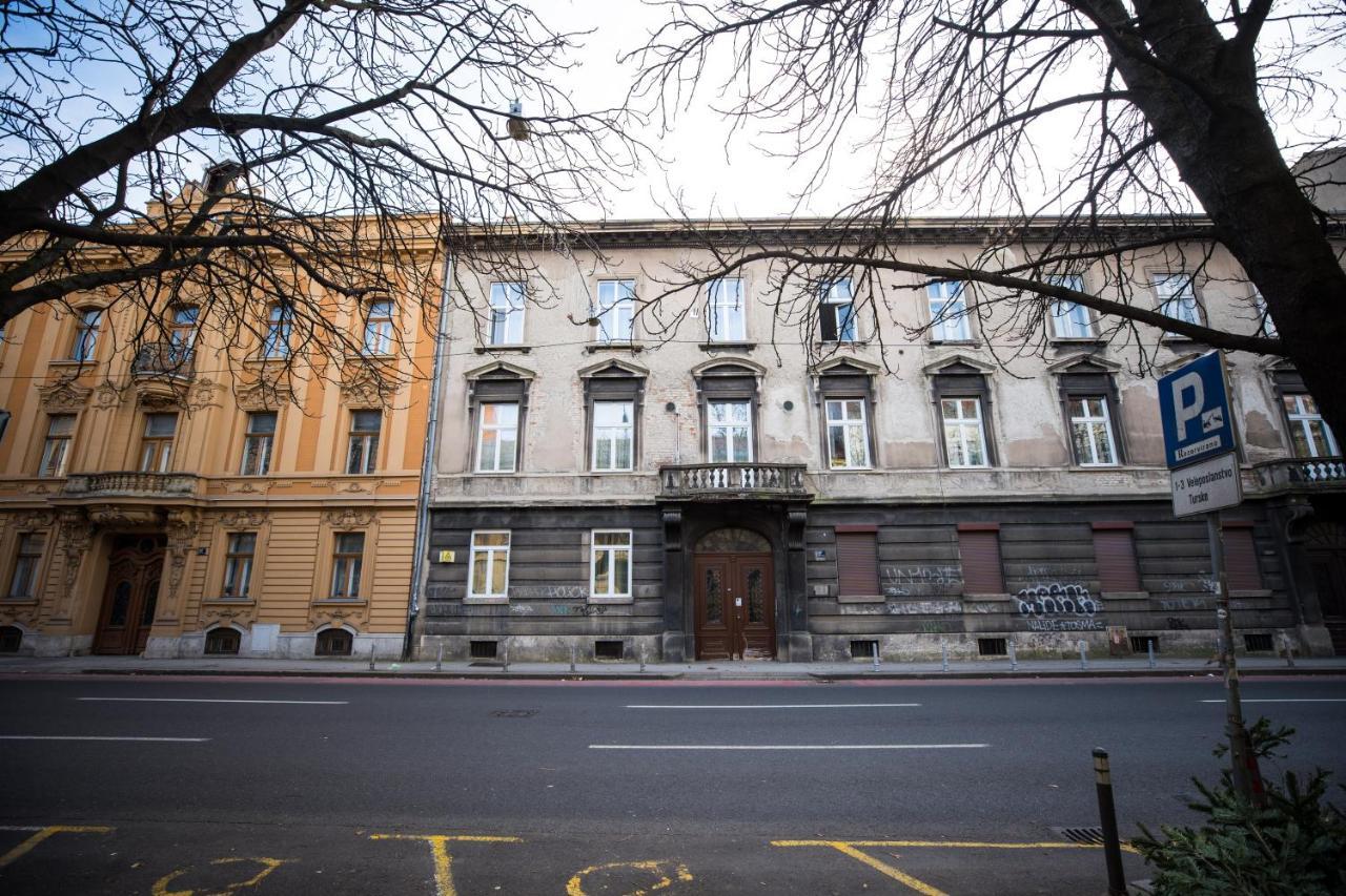 Apartment Dta Hebrangova Zagreb