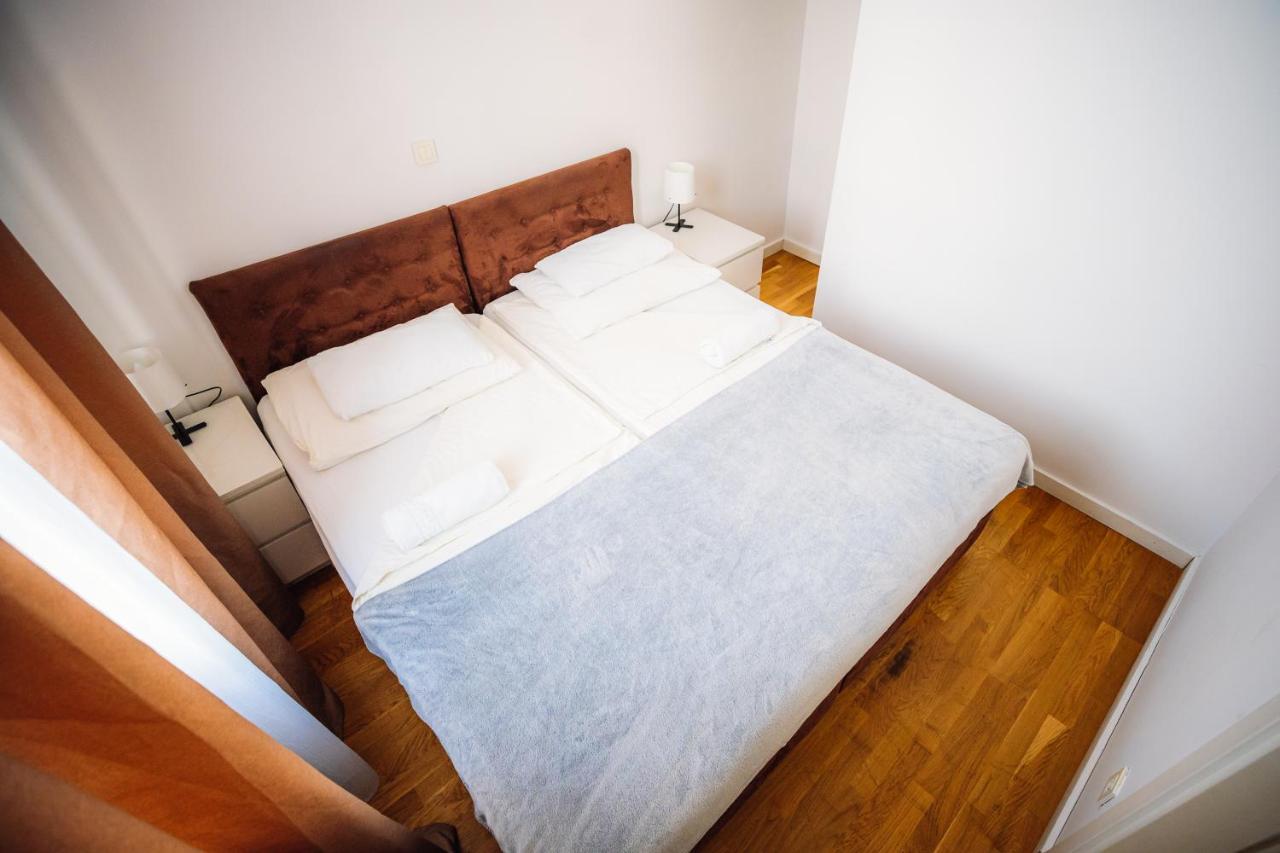 Dta Hebrangova Apartment *