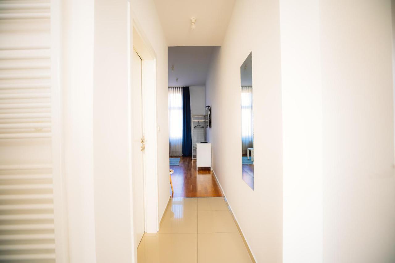 Dta Hebrangova Apartment *